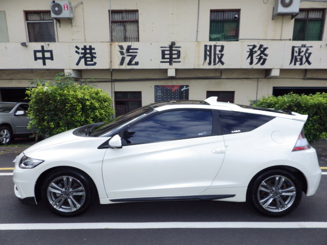 Honda Cr Z 油電節能與樂趣共舞新時代展現風格的選擇可全額貸款 台灣汽車大聯盟 二手車中古車買車賣車交易網